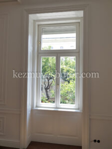 Egyedi ablakdísz,falborítás