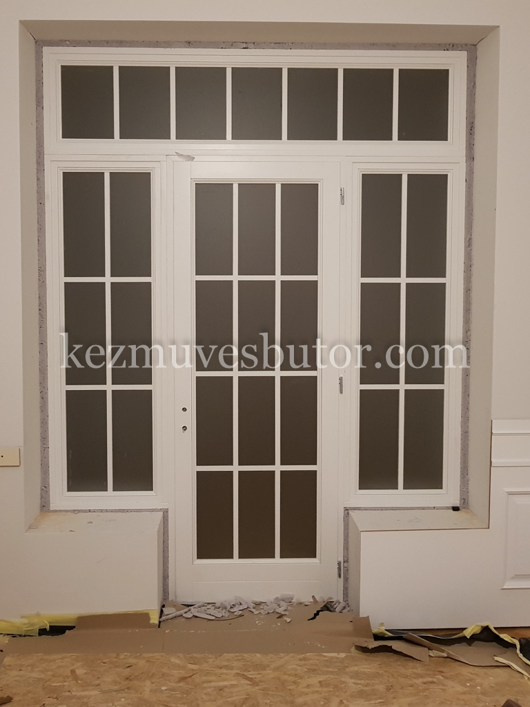 Egyedi beltéri nyílászáró fehér kép Egyedi beltéri nyílászáró fehér