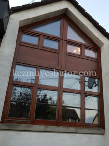 Tokosztós és álosztós háromszög ablak kép Tokosztós és álosztós háromszög ablak