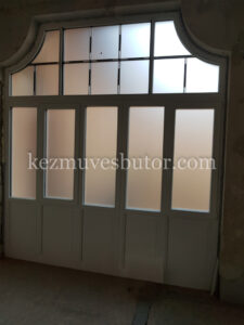 Egyedi íves fa ablak álosztóval