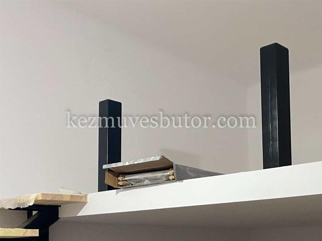 kép Elkartonozott fém galéria