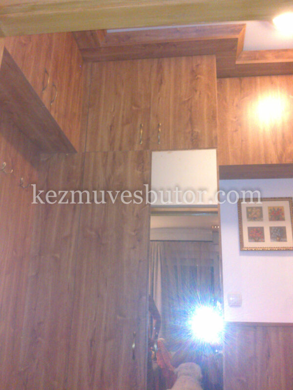 Előszoba szekrény tükörrel kép Előszoba szekrény tükörrel