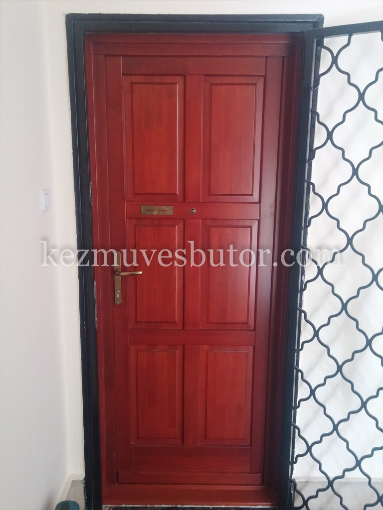 Fa bejárati ajtó panel lakásba kép Fa bejárati ajtó panel lakásba