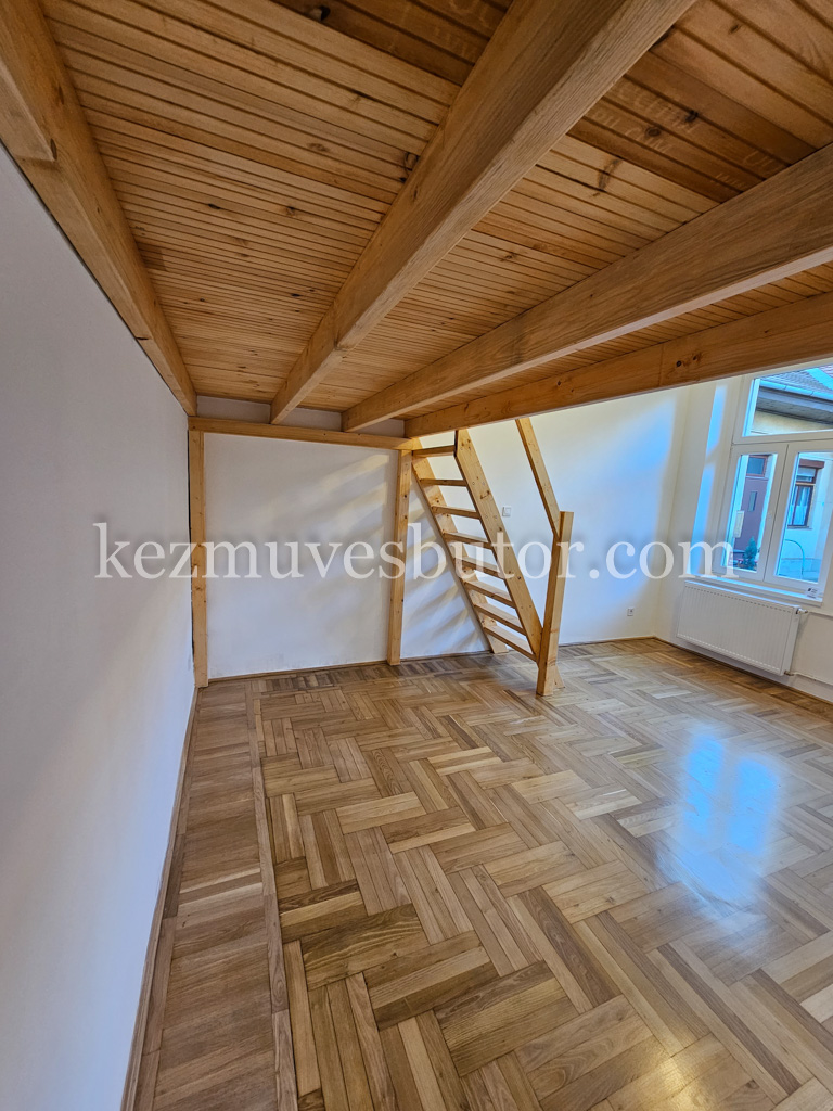 kép Galéria natúr fából