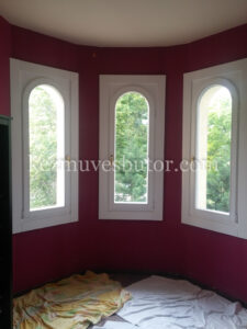 Íves ablakok három darab