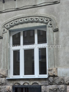 Lónyai íves ablak műemlékvédelmi épülethez Íves részű ablak műemléki épülethez, Lónyai utca