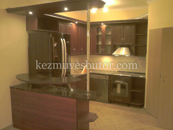 kép Mahagóni konyhabútor fóliás mdf ajtóval
