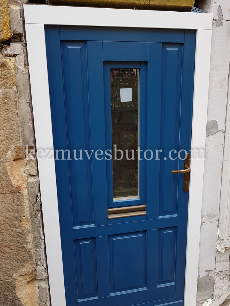 Nyitható ablakos fa bejárati ajtó kép Nyitható ablakos fa bejárati ajtó