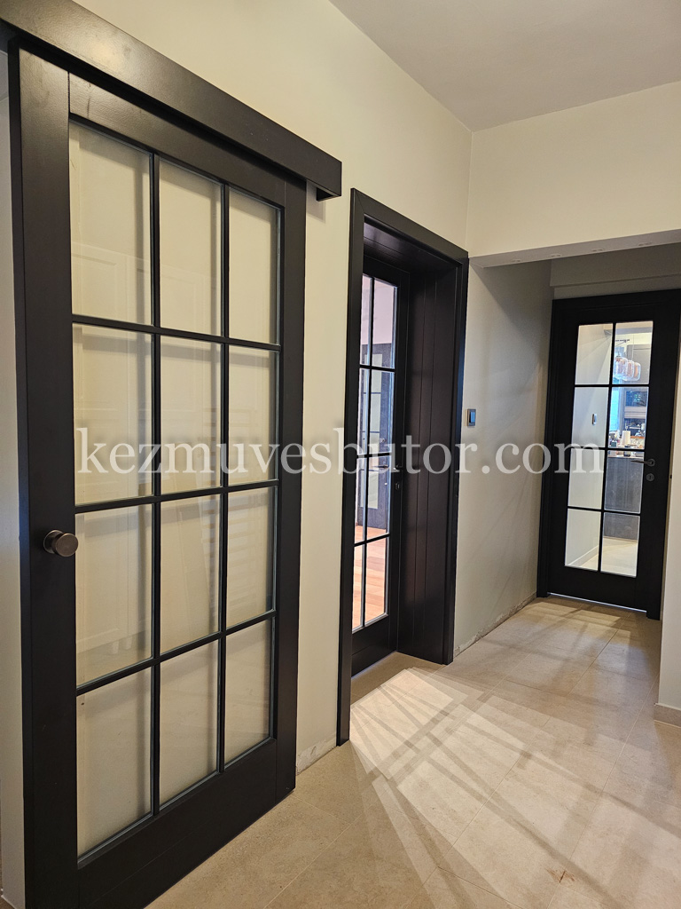 Beltéri ajtók szürke színben Szürke beltéri ajtók