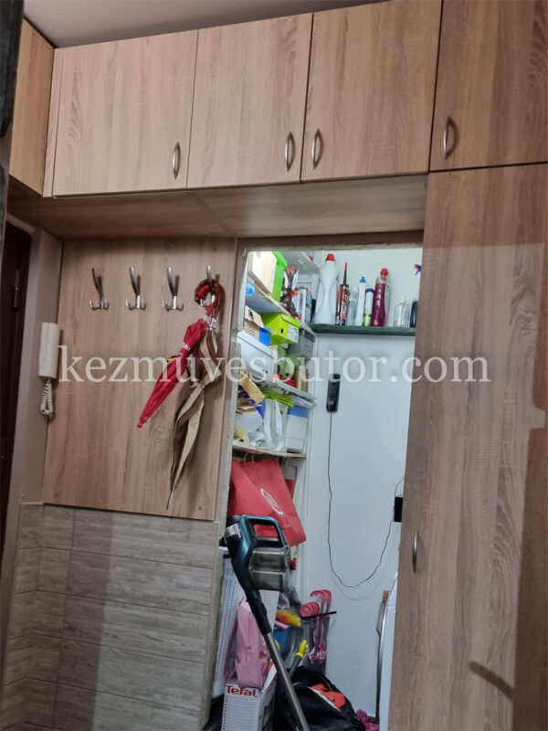 Tölgy színű előszoba bútor kép Tölgy színű előszoba bútor