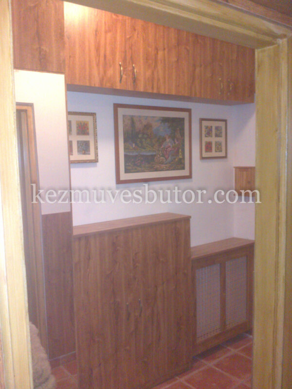 Tölgy színű előszoba szekrény kép Tölgy színű előszoba szekrény