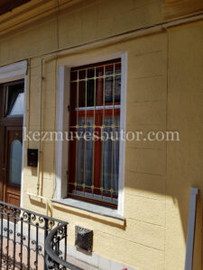 VII. kerületi kétszárnyú ablak