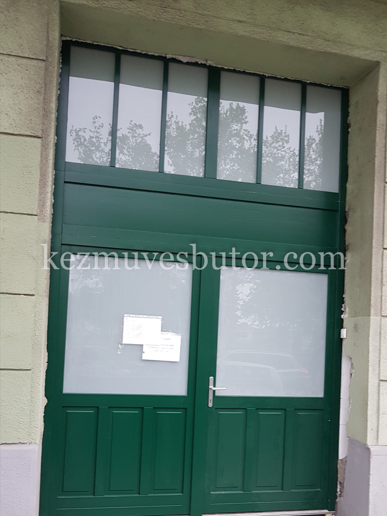 Zöld fa bejárati ajtó kép Zöld fa bejárati ajtó